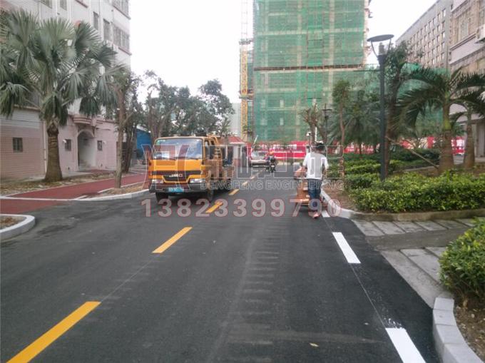 深圳坑梓理邦园区道路标线工程