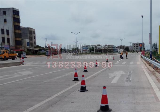 湛江吴川S285省道道路标线工程