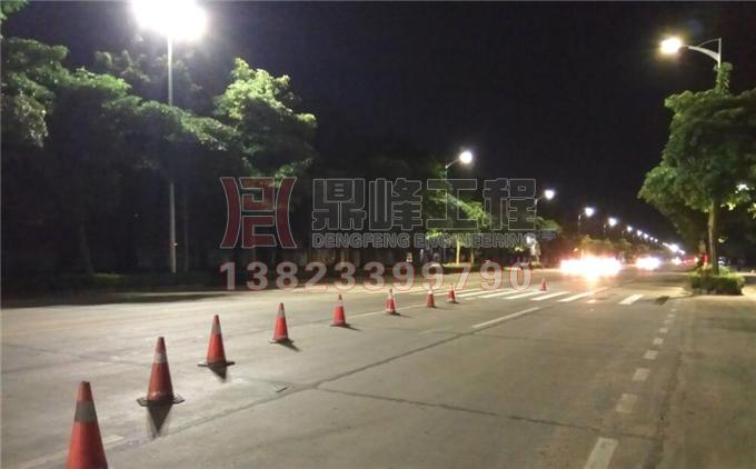 湛江麻章金康中路划线工程