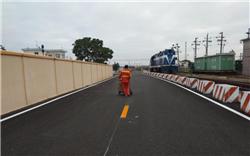 南站南宁铁路检修中心道路标线划线施工|道路划线|停车场设计划线|车位划线|热熔标线|划线施工队|划线价格方案|深圳鼎峰交通工程有限公司