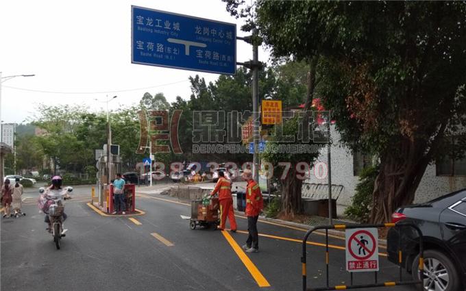 龙岗浦排社区热熔划线施工|道路划线|停车场设计划线|车位划线|热熔标线|划线施工队|划线价格方案|深圳鼎峰交通工程有限公司