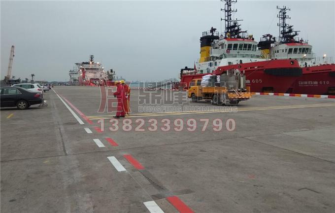 湛江中海油码头划线施工