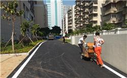 湛江京仕伯公馆沥青路面划线|道路划线|停车场设计划线|车位划线|热熔标线|划线施工队|划线价格方案|深圳鼎峰交通工程有限公司