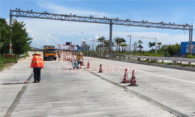 湛江南三大桥标线施工|道路划线|热熔标线|划线施工队