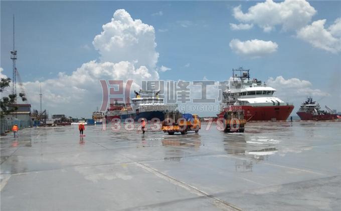 湛江南油码头堆场热熔划线施工