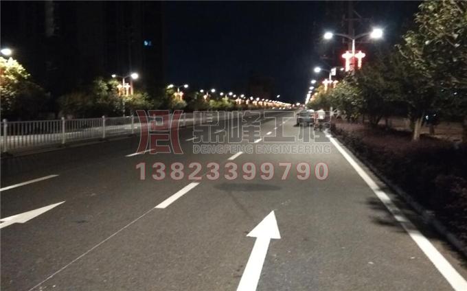 槛核镇南路热熔标线翻新施工|道路划线|热熔标线|划线施工队|深圳鼎峰交通工程有限公司