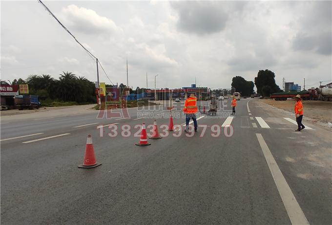 遂溪县G207国道城月镇路口标线改造工程