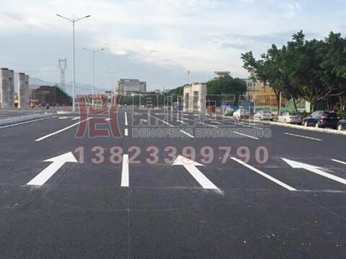 道路划线特点表现型式