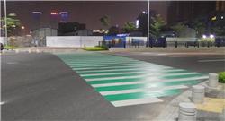 彩色斑马线|人行横道斑马线|绿色热熔标识|道路划线|停车场设计|停车场划线|车位划线|热熔标线|划线施工队|划线价格|划线方案